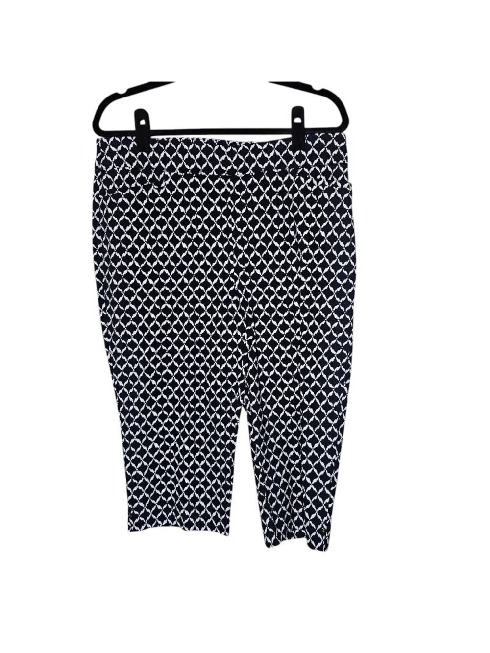 Chicos 2 12 Capri Pants Brigitte Slim Leg Blue White Office Nautical Slimming